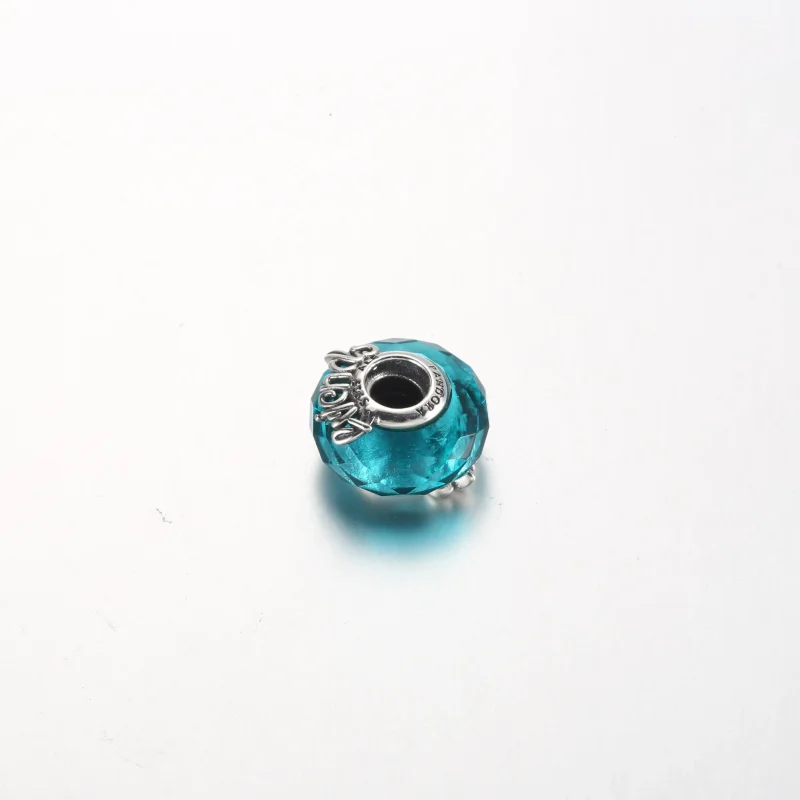 (zdjęcie do) Pandora Fasetkowana zawieszka przyjaźni ze szkła Murano - 792762C01 - Wyświetl 3