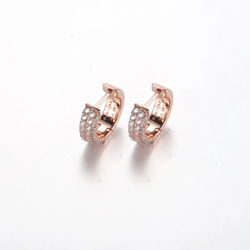 (zdjęcie do) Pandora Timeless Pavé Kolczyki z Podwójnym Rządem - 282622C01 - Wyświetl 2