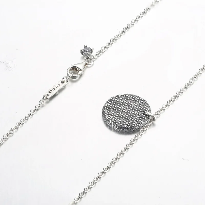 (zdjęcie do) Pandora Timeless Pavé Okrągły Wisiorek na Sznurku - 392632C01-45 - Wyświetl 5