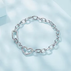 Pandora Styl Bransoletka na łańcuszku z serduszkiem - SCB258
