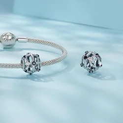 Pandora Styl Krzyż Charm - SCC2548