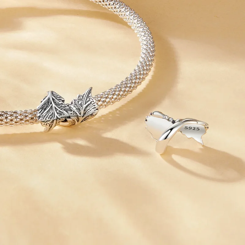 (zdjęcie do) Pandora Styl Liść Charm - SCC2575 - Wyświetl 4