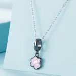 Pandora Styl Mini Czarna Wywieszka z Pazurkiem Kota - SCC2476-D
