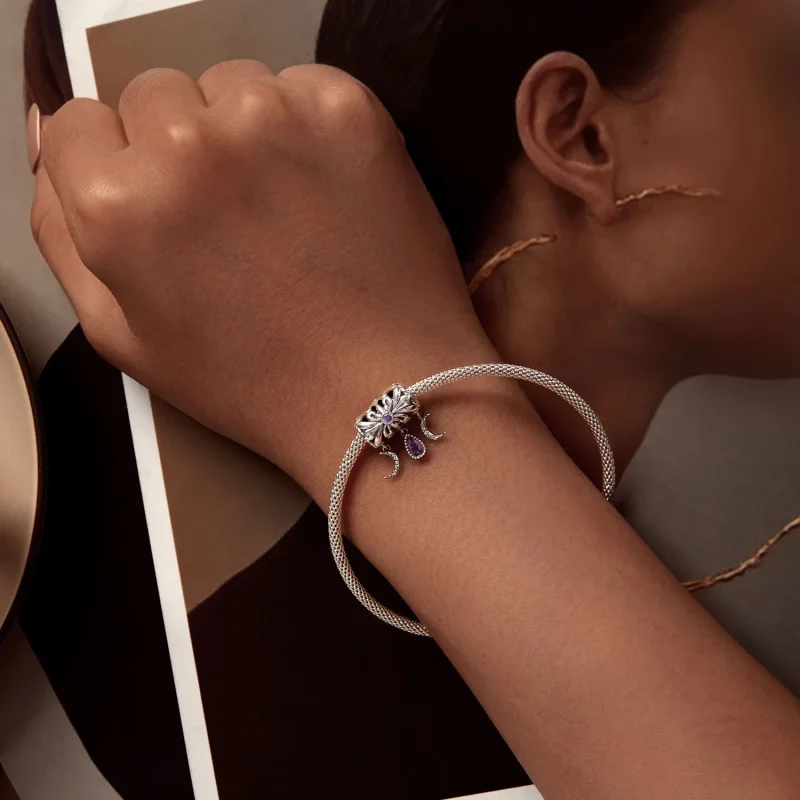 (zdjęcie do) Pandora Styl Wintage Iris Charm - SCC2631 - Wyświetl 5