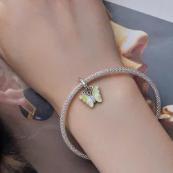 Pandora Styl Zielona Wisienka Zawieszka Motyl - SCC2305-GN