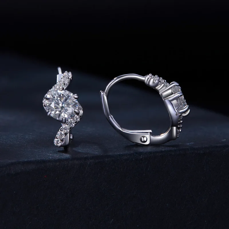 (zdjęcie do) Pandora Style 50 punktów Moissanite Kolczyki w formie obręczy (Dwa certyfikaty) - Wyświetl 2