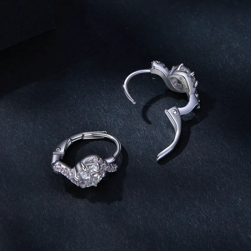 (zdjęcie do) Pandora Style 50 punktów Moissanite Kolczyki w formie obręczy (Dwa certyfikaty) - Wyświetl 4