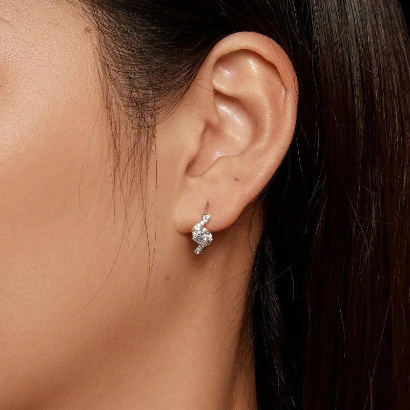 (zdjęcie do) Pandora Style 50 punktów Moissanite Kolczyki w formie obręczy (Dwa certyfikaty) - Wyświetl 7