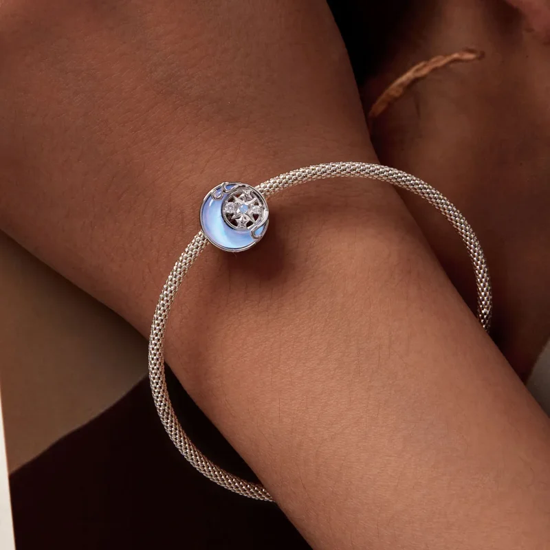 (zdjęcie do) Pandora Style Charm w kształcie Księżyca z Gwiazdą - BSC927 - Wyświetl 7
