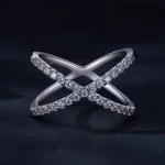 Pandora Style Dwuwarstwowy Pierścionek z Moissanitem (Jedno Certyfikat) - MSR036