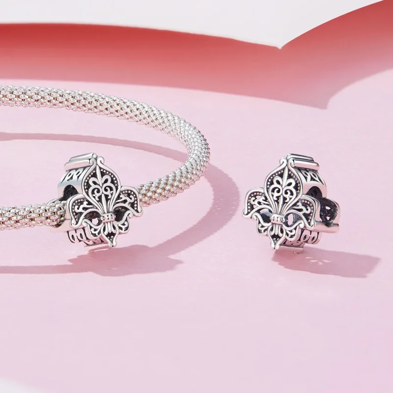 (zdjęcie do) Pandora Style Iris Charm - SCC2630 - Wyświetl 4