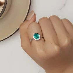 Pandora Style Jasnozielony Pierścionek z Falem - BSR448