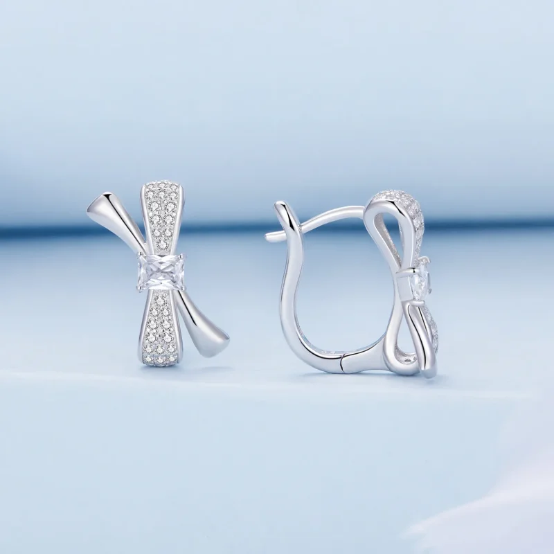 (zdjęcie do) Pandora Style Kolczyki Hoop z Kokardą - BSE810 - Wyświetl 2