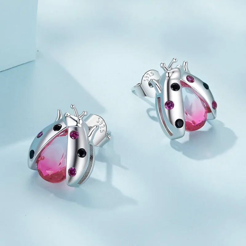 (zdjęcie do) Pandora Style Kolczyki Studs w kształcie Biedronki - SCE1634 - Wyświetl 3