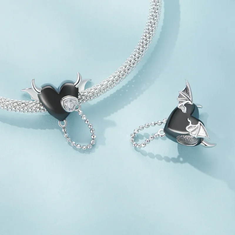 (zdjęcie do) Pandora Style Mały Diabeł Punk Charm - SCC2495 - Wyświetl 4