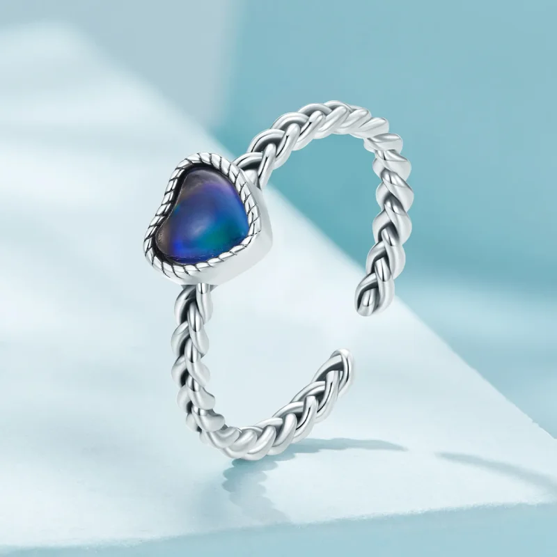 (zdjęcie do) Pandora Style Prosta obrączka w kształcie skręconego serca - SCR956 - Wyświetl 2