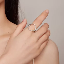 Pandora Style Prosty Pierścień z Otwartym Symbol Samsary - SCR919