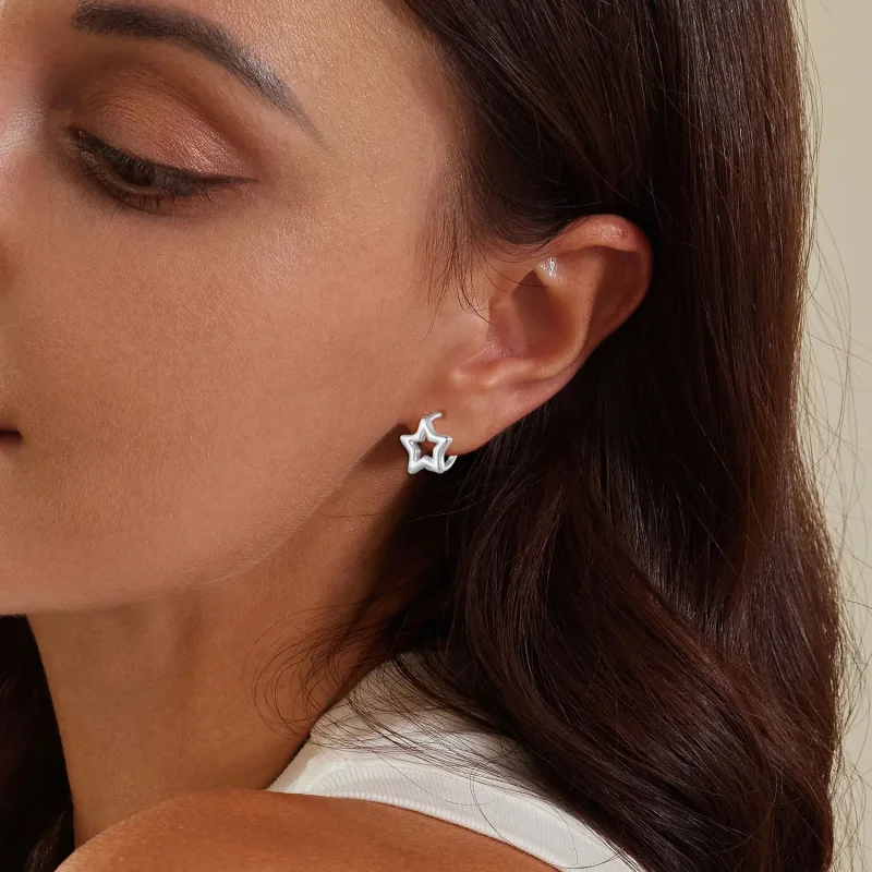 (zdjęcie do) Pandora Style Star Kolczyki W Kształcie Koła - BSE896 - Wyświetl 6