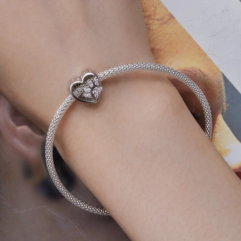 (zdjęcie do) Pandora Style Urocza zawieszka z odciskami łap zwierzaka - Wyświetl 6