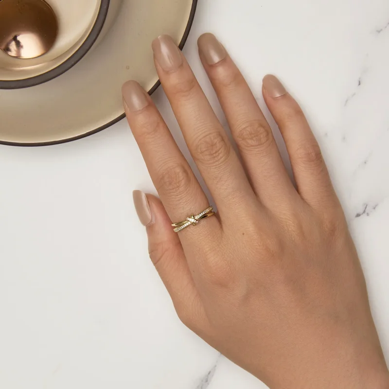 (zdjęcie do) Pandora Style Złoty Pierścionek w Węzeł - SCR896-B - Wyświetl 5