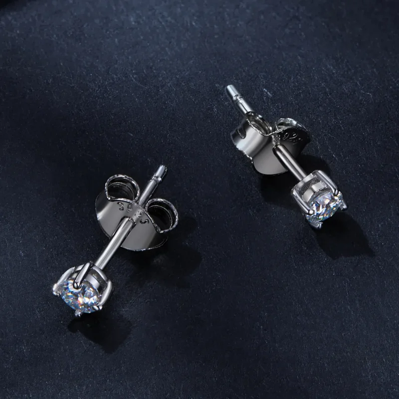 (zdjęcie do) Studzienki do uszu Pandora Style z 0,1 karatowym diamentem Moissanite (Dwa certy - Wyświetl 3