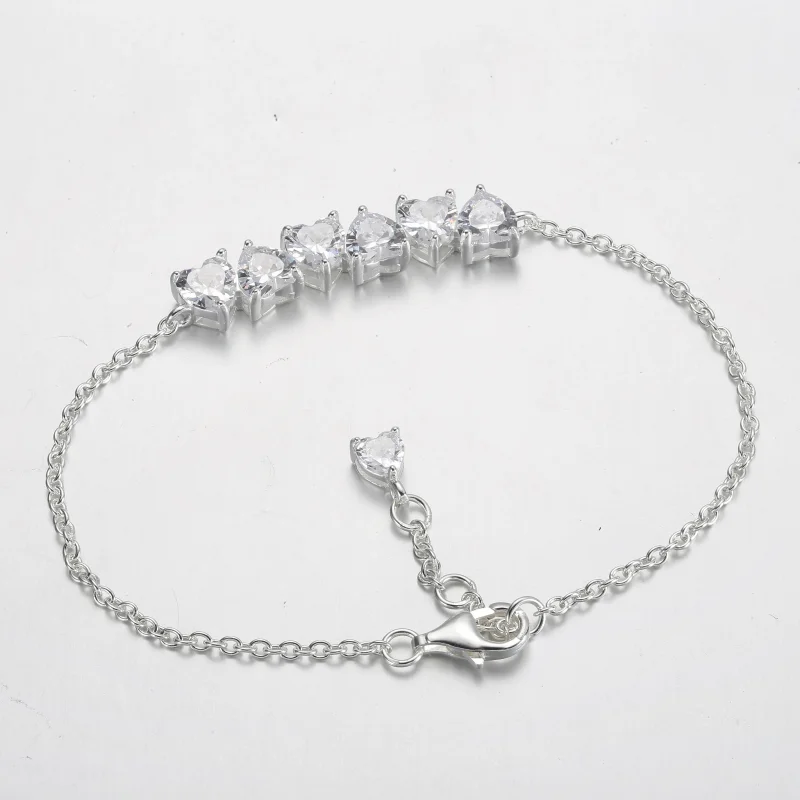 (zdjęcie do) Bransoletka Pandora Sparkling Endless Hearts - 591162C01 - Wyświetl 3
