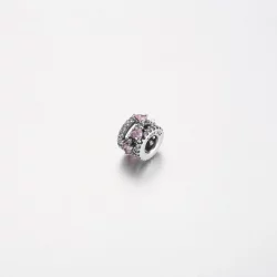 Błyszcząca zawieszka Pandora z potrójnymi sercami Halo - 791161C01