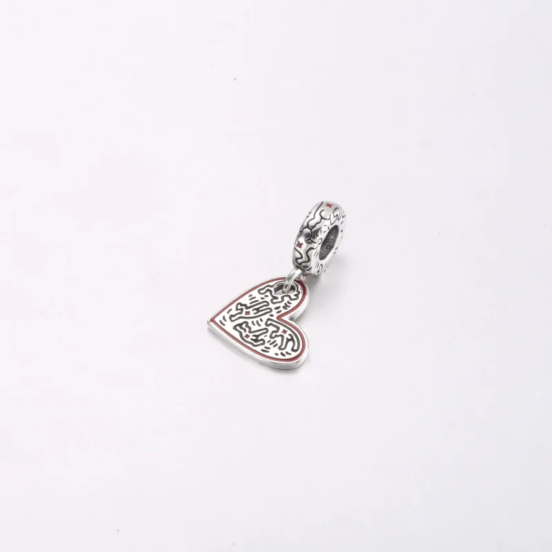 (zdjęcie do) Keith Haring™ x Pandora Zawieszka z motywem kreskówkowym „Ludzie” w kształcie se - Wyświetl 2