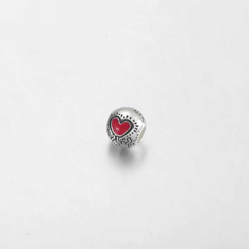 (zdjęcie do) Keith Haring™ x zawieszka Pandora Love & Figurki - 792225C01 - Wyświetl 2