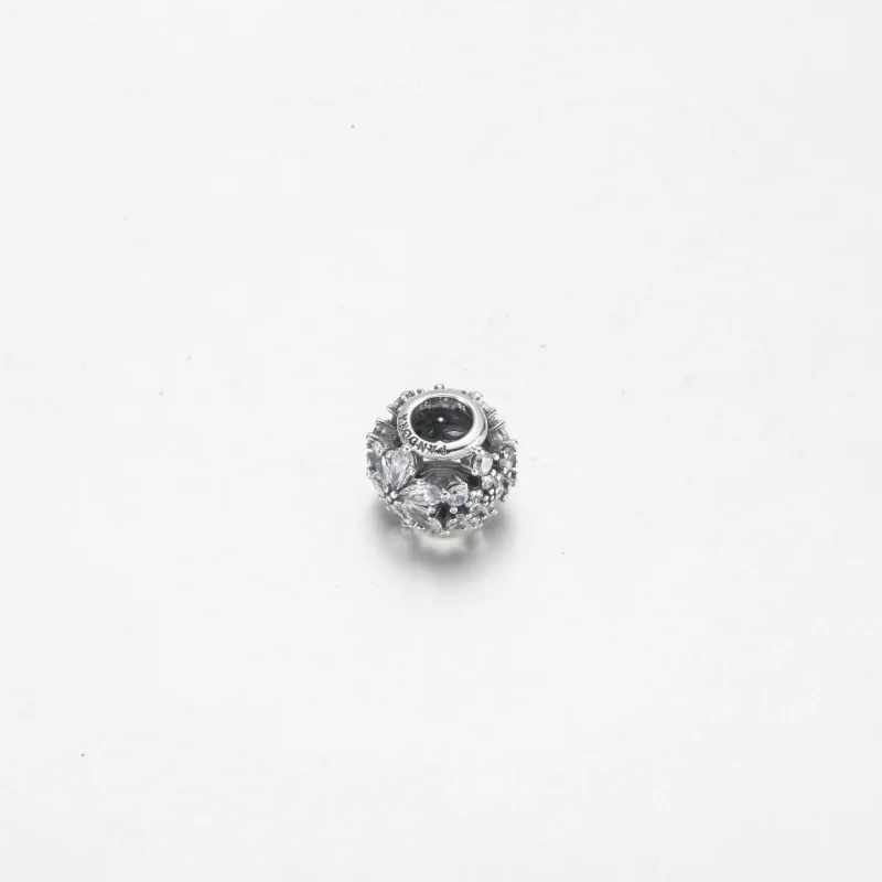 (zdjęcie do) Okrągła zawieszka w kształcie świetlistego zielnika Pandora - 792383C01 - Wyświetl 3