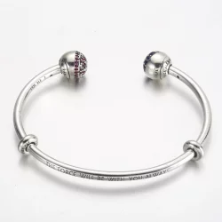 Otwarta bransoletka Pandora Moments Star Wars™ z logo jasnej i ciemnej strony - 591139C01