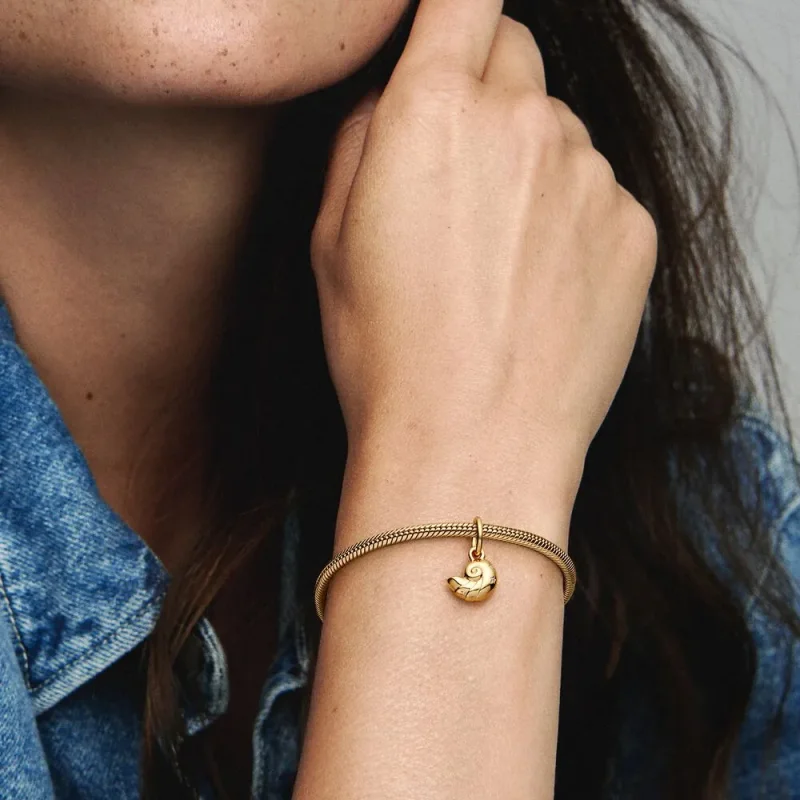(zdjęcie do) Pandora Disney Mała Syrenka Zaczarowana zawieszka w kształcie muszli - 762685C01 - Wyświetl 3