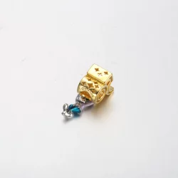 Pandora Disney Parks Wisząca zawieszka z okazji 50. rocznicy Myszki Miki - 769597C01
