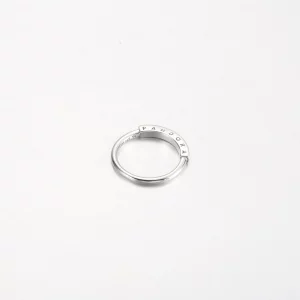 Pierścień identyfikacyjny Pandora Signature Pavé - 192283C01