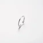 Pierścień identyfikacyjny Pandora Signature Pavé - 192283C01