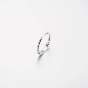 Pierścień identyfikacyjny Pandora Signature Pavé - 192283C01
