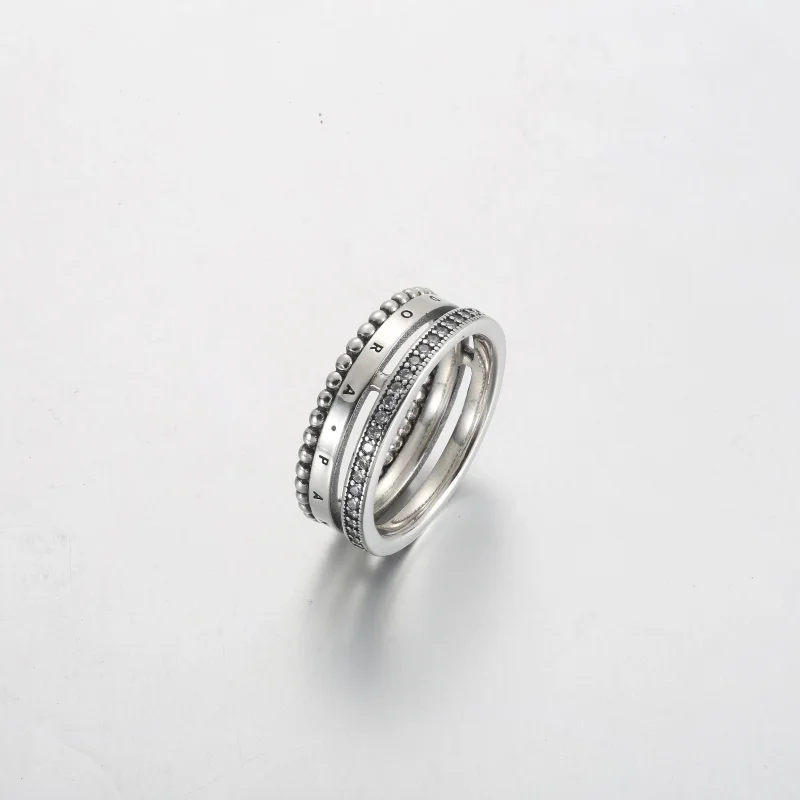 (zdjęcie do) Pierścionek z logo Pandora Pavé i koralikami - 192312C01 - Wyświetl 2