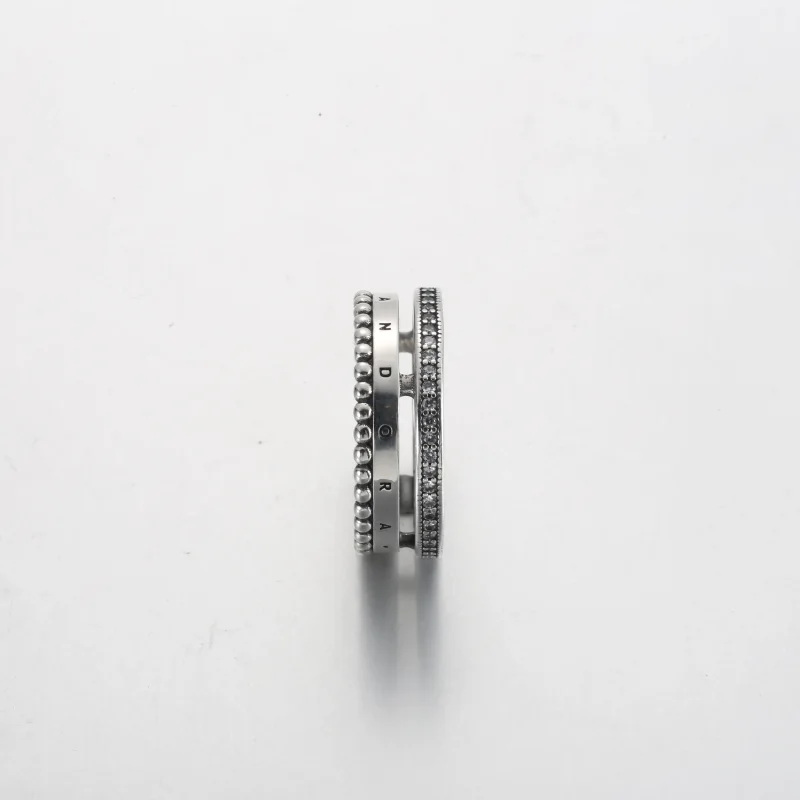 (zdjęcie do) Pierścionek z logo Pandora Pavé i koralikami - 192312C01 - Wyświetl 4