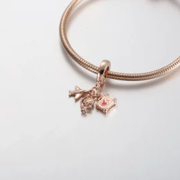 Potrójna zawieszka Pandora Samolot, kula ziemska i walizka - 789435C01