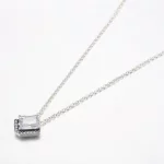 Prostokątny, błyszczący naszyjnik Pandora Halo Collier - 392388C01