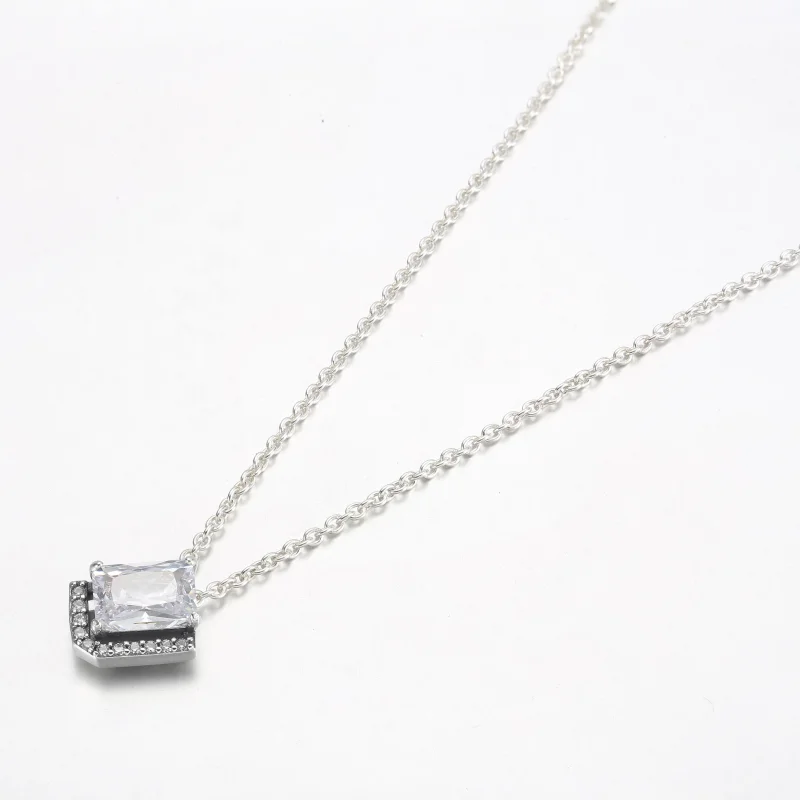 (zdjęcie do) Prostokątny, błyszczący naszyjnik Pandora Halo Collier - 392388C01 - Wyświetl 2