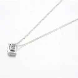 Prostokątny, błyszczący naszyjnik Pandora Halo Collier - 392388C01