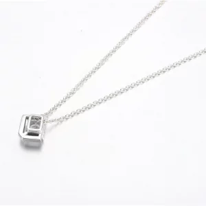 Prostokątny, błyszczący naszyjnik Pandora Halo Collier - 392388C01