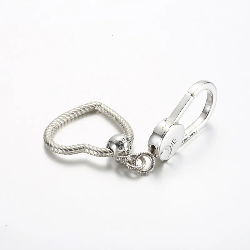 (zdjęcie do) Uchwyt na zawieszkę do torebki Pandora Moments w kształcie małego serca - 392238 - Wyświetl 5