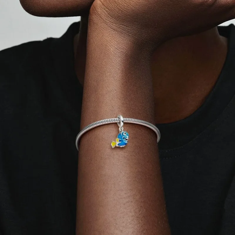 (zdjęcie do) Wisząca zawieszka Pandora Disney Pixar Dory - 792025C01 - Wyświetl 6