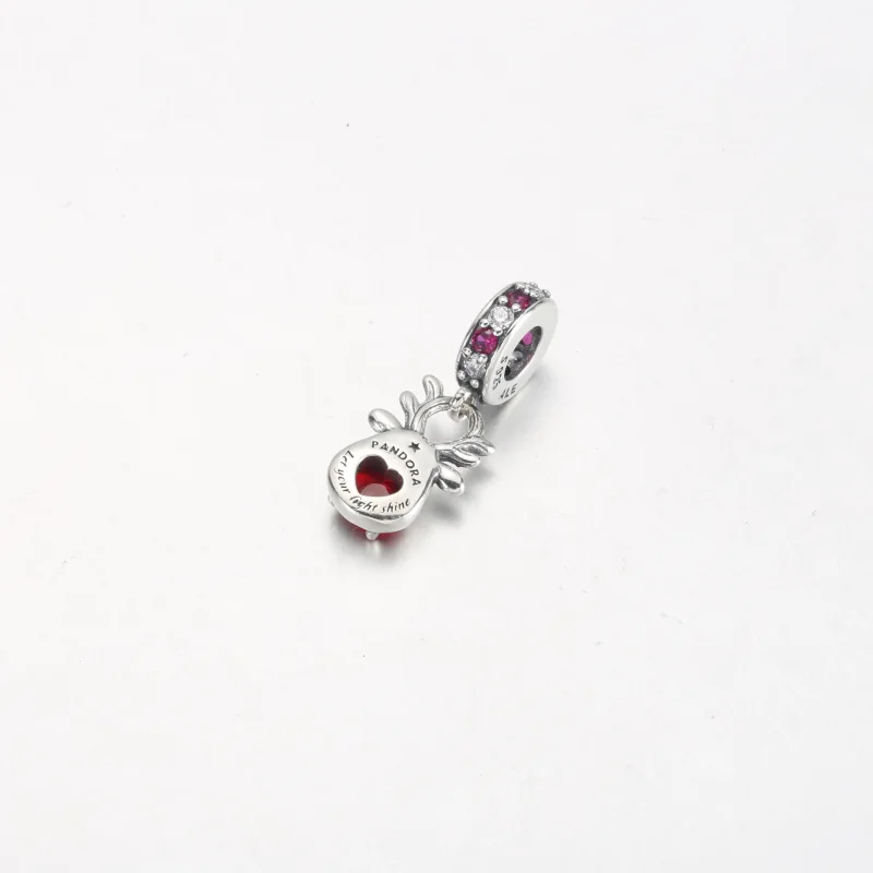 (zdjęcie do) Wisząca zawieszka Pandora z czerwonym noskiem i reniferem Murano - 792330C01 - Wyświetl 3