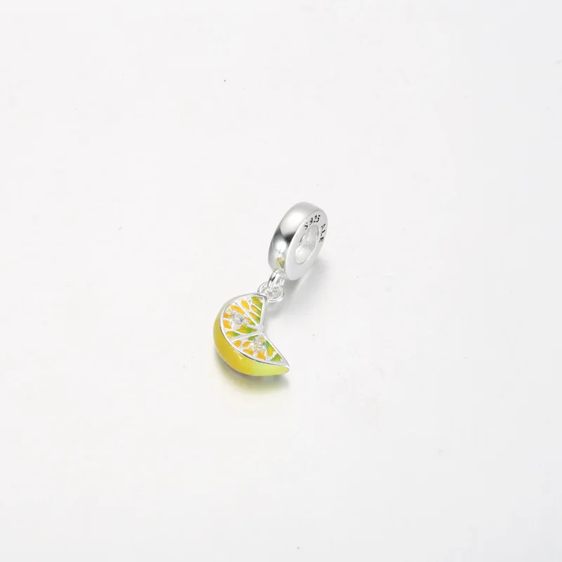 (zdjęcie do) Wisząca zawieszka Pandora z plasterkiem cytryny, musującymi owocami - 791696C01 - Wyświetl 3