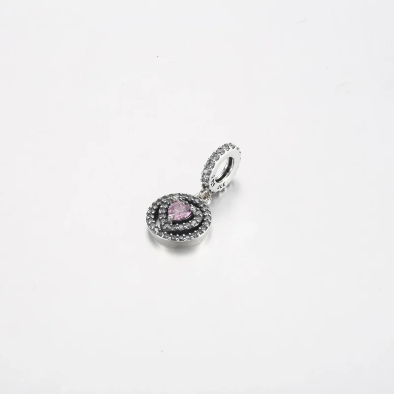 (zdjęcie do) Wisząca zawieszka w kształcie podwójnego serca Pandora Sparkling Halo - 791476C0 - Wyświetl 2