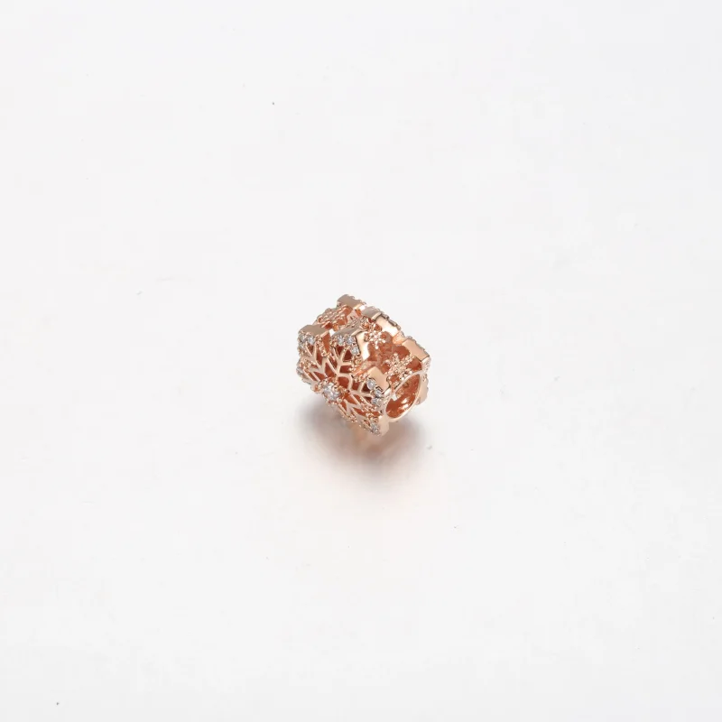 (zdjęcie do) Świąteczna zawieszka w kształcie płatka śniegu Pandora - 782378C01 - Wyświetl 3