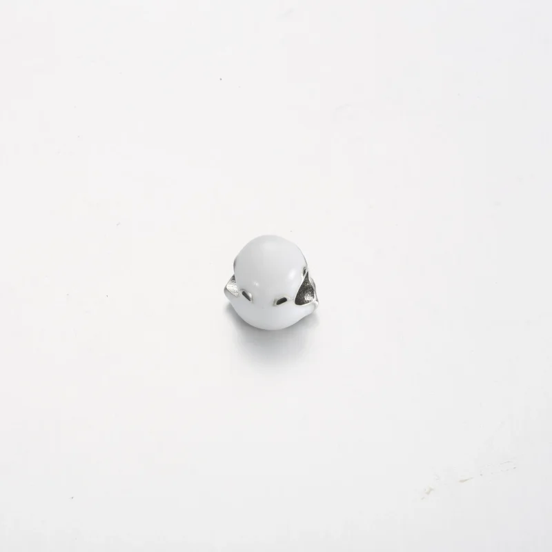 (zdjęcie do) Zawieszka na hełm Pandora Star Wars™ Stormtrooper™ - 791454C01 - Wyświetl 4